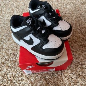 Toddler Panda dunks.